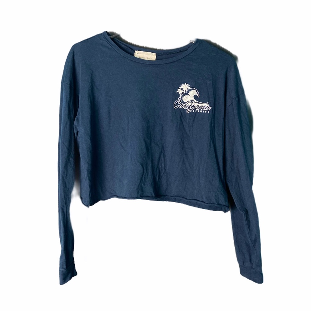 French Pastry Letter Graphic Crop Top, size XS